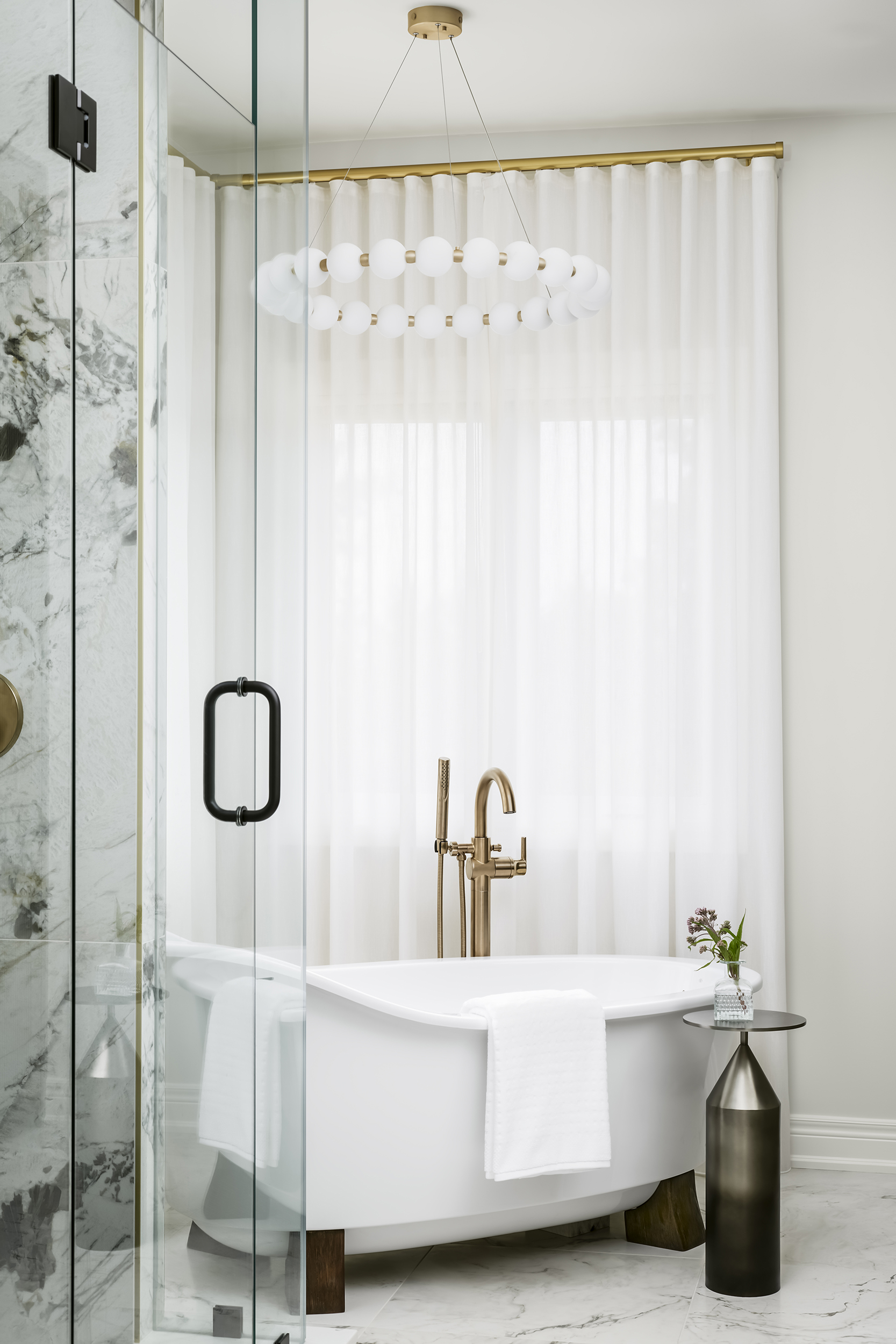 SarahStAmand31AugustusEnsuiteBathtubcopy